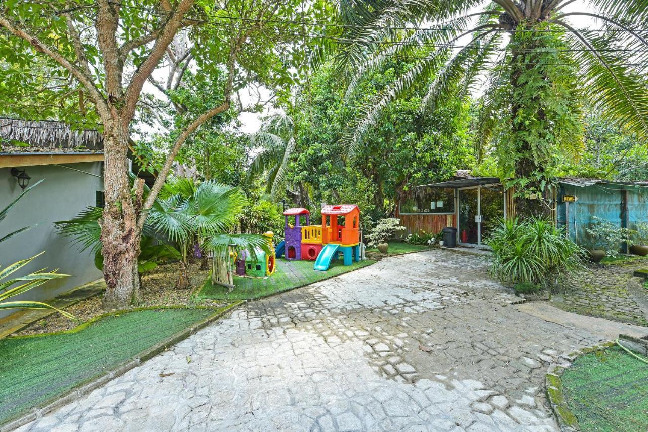Oyo 90636 Teratak Zakiah Chalet Jerantut Exterior foto