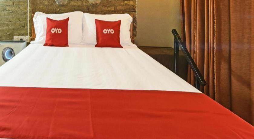 Oyo 90636 Teratak Zakiah Chalet Jerantut Exterior foto